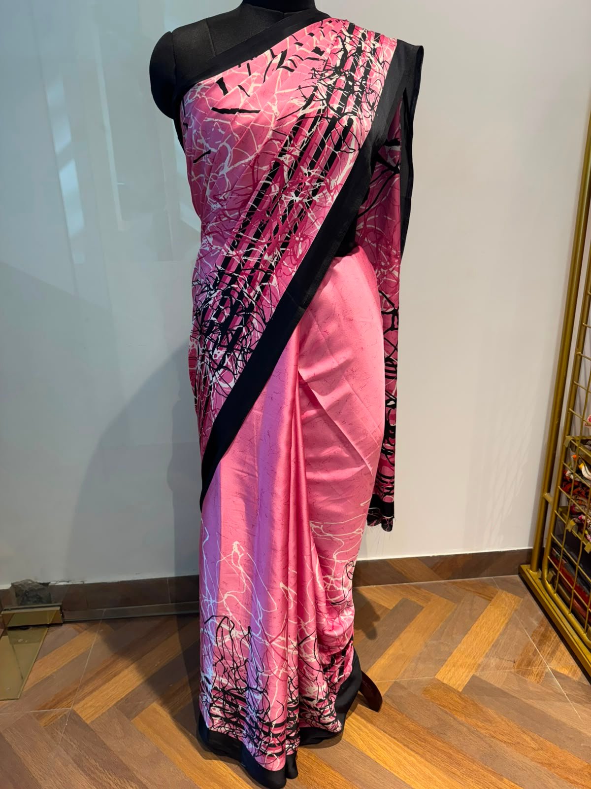 Pink Printed Bordered Crape Saree