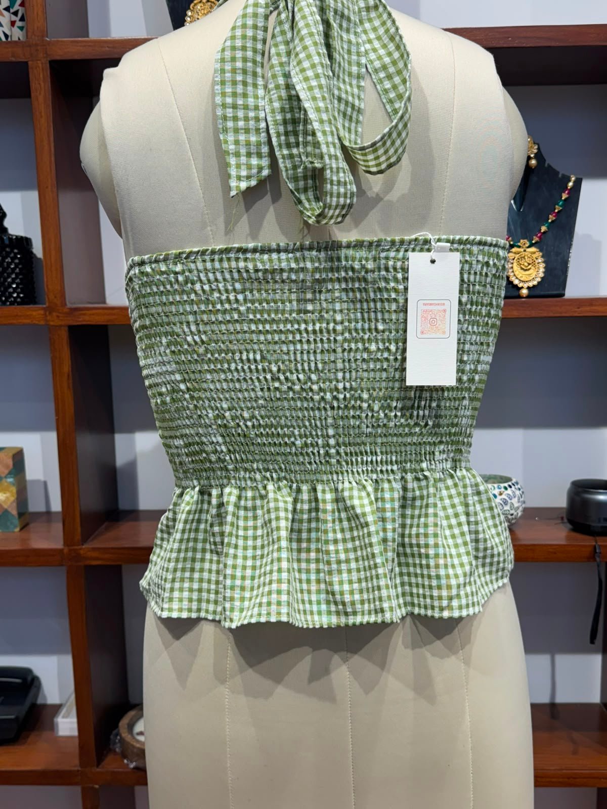 ailernate nack crop top fabric cotton green