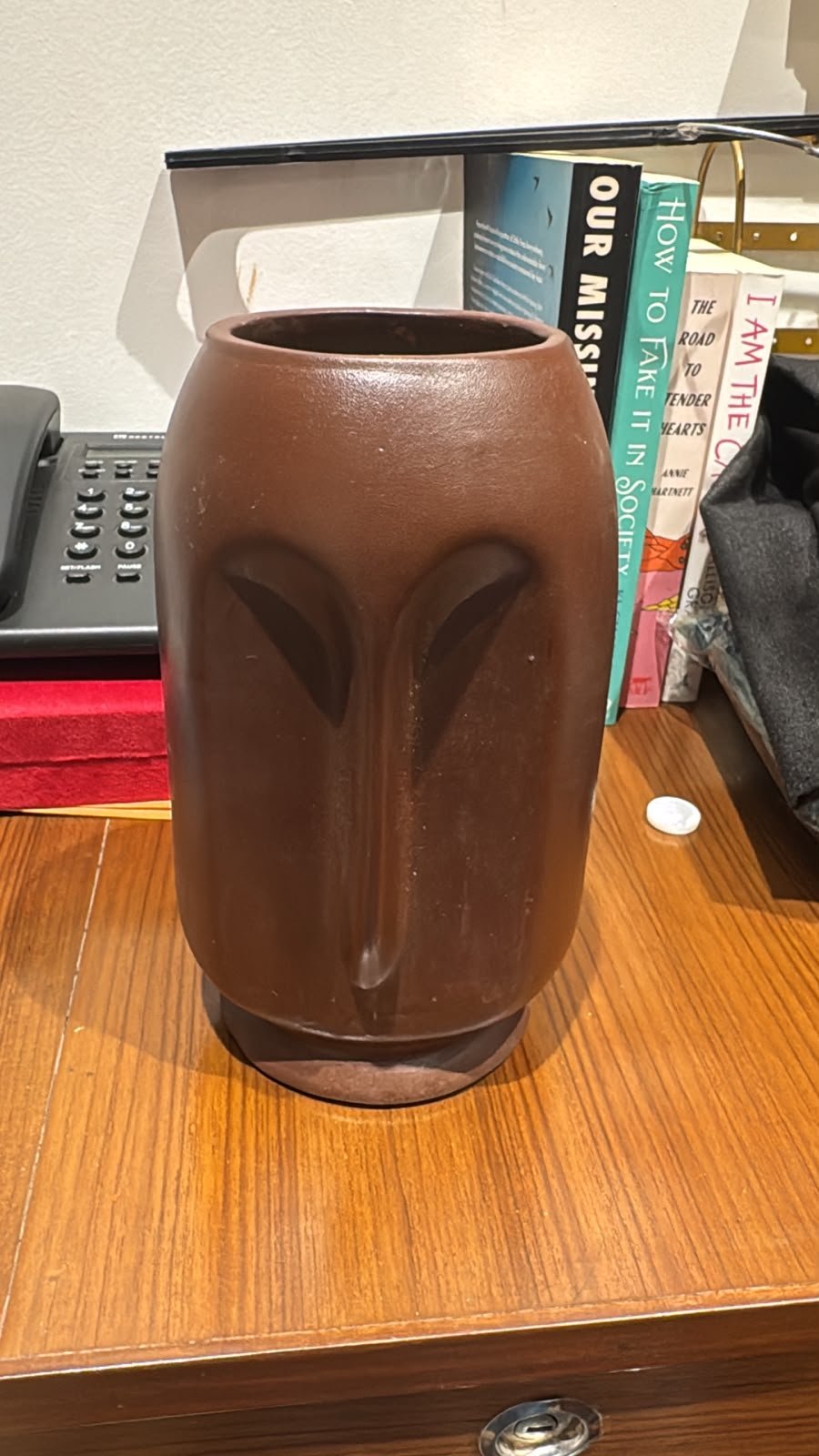 Terrava Sculpted Face Pot